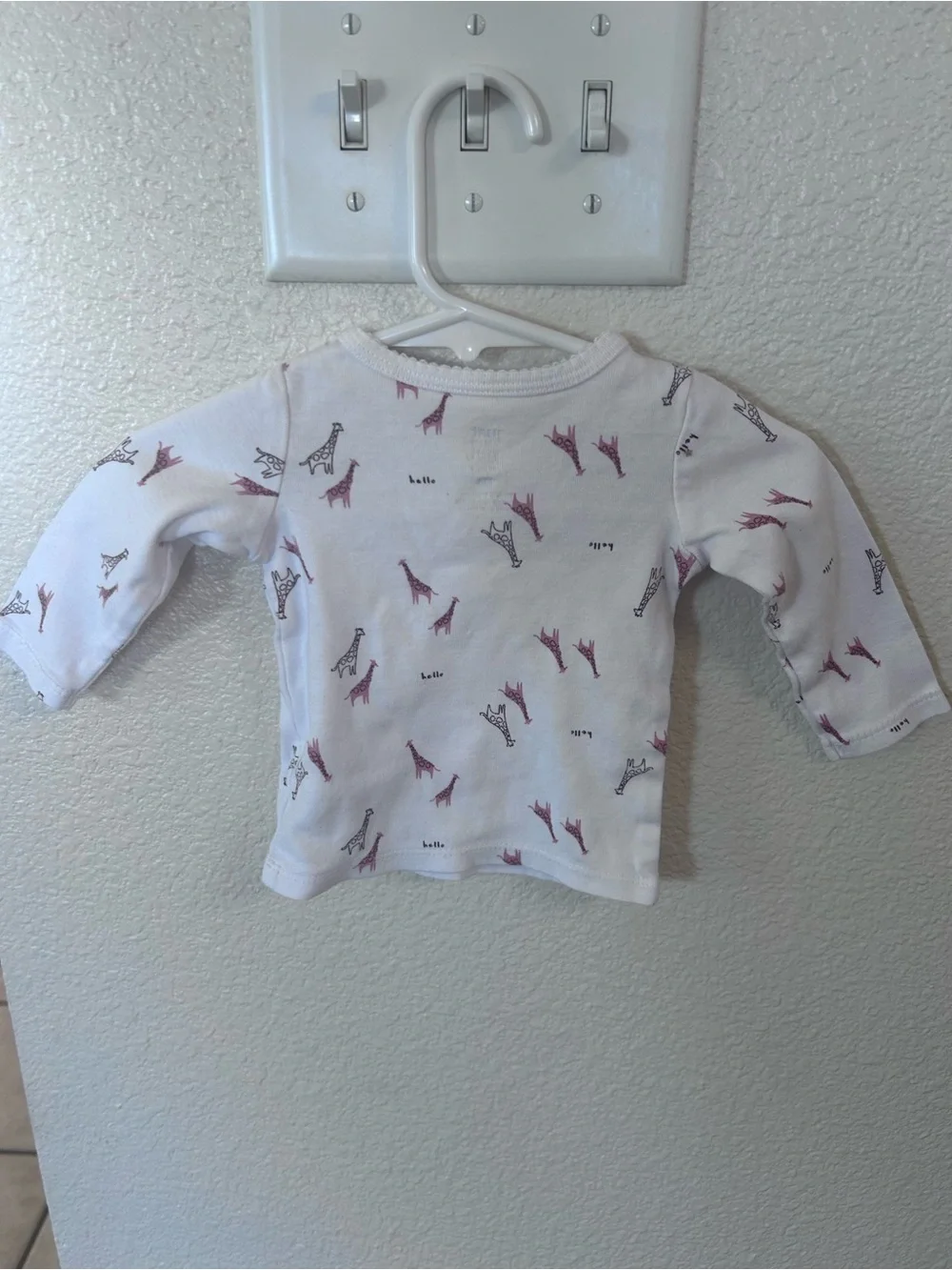 Carter's White Long-Sleeve Tee with Pink Giraffe Print